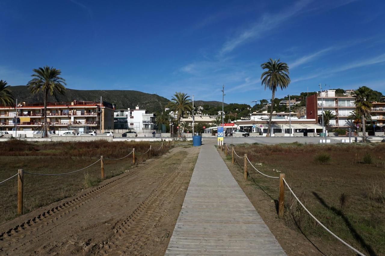 Beach Club House Apartment Castelldefels Ngoại thất bức ảnh