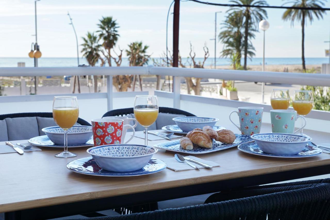 Beach Club House Apartment Castelldefels Ngoại thất bức ảnh