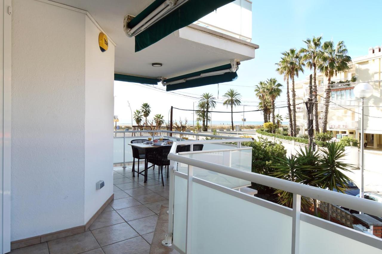 Beach Club House Apartment Castelldefels Ngoại thất bức ảnh