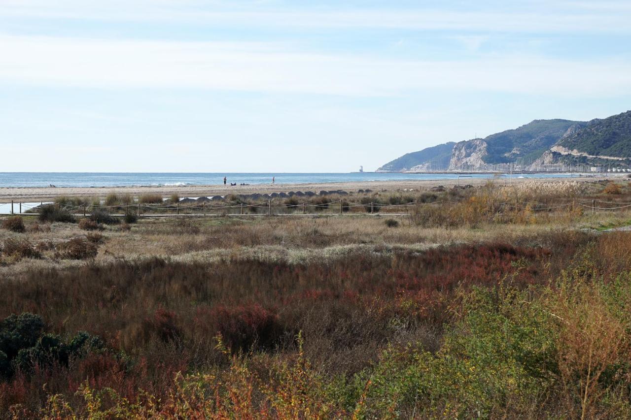 Beach Club House Apartment Castelldefels Ngoại thất bức ảnh