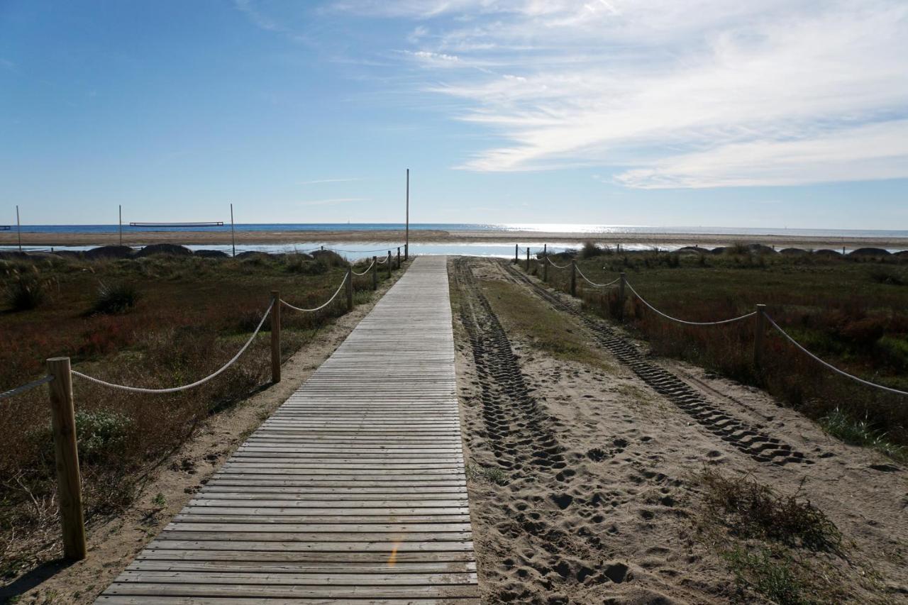 Beach Club House Apartment Castelldefels Ngoại thất bức ảnh