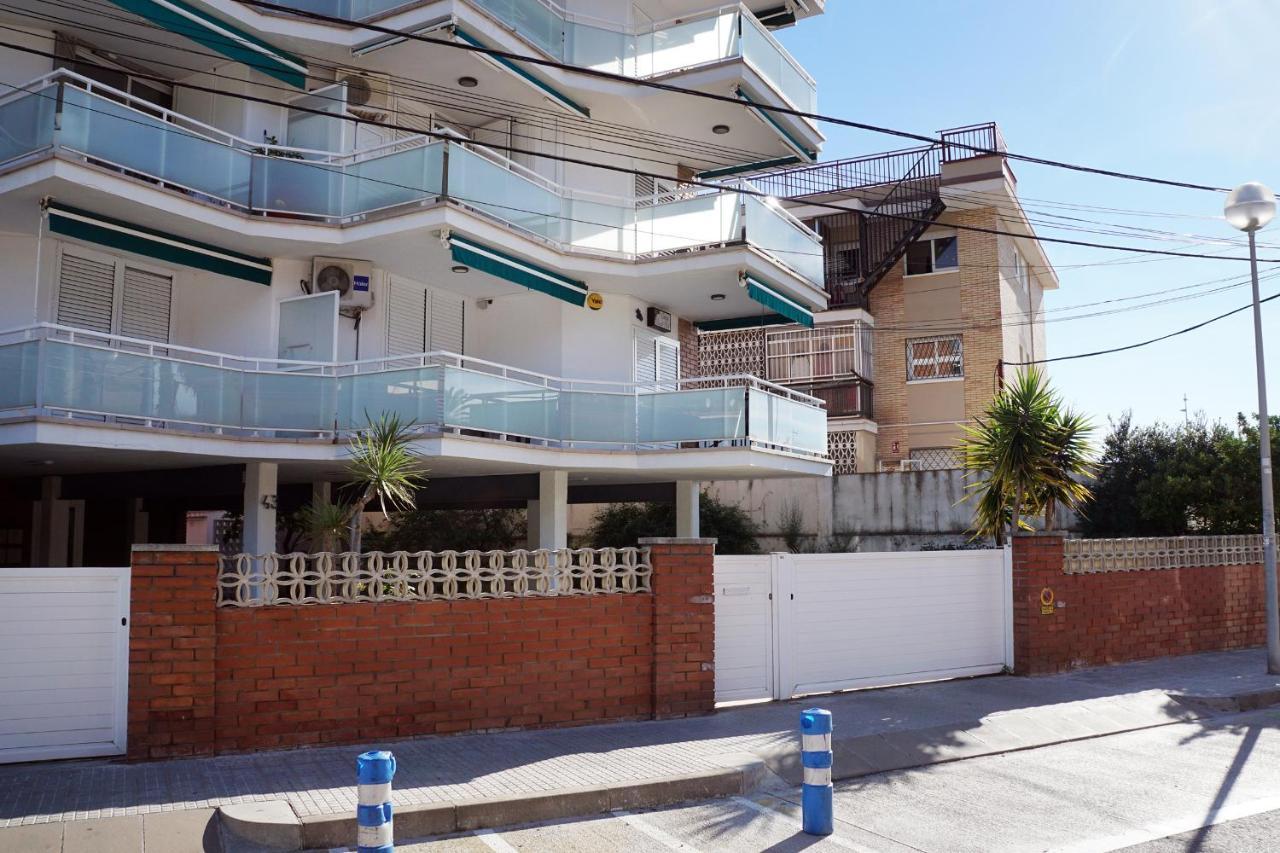 Beach Club House Apartment Castelldefels Ngoại thất bức ảnh